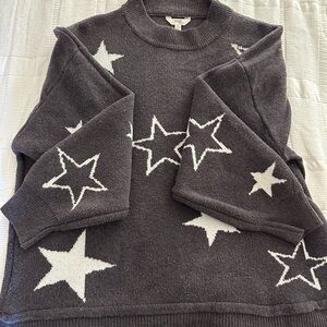 Star detail sweater